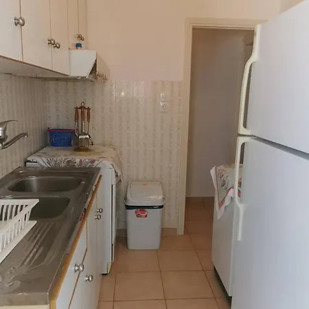 Markou Mpotsari 19 & Hras, Perigiali , Korinthias Apartment *