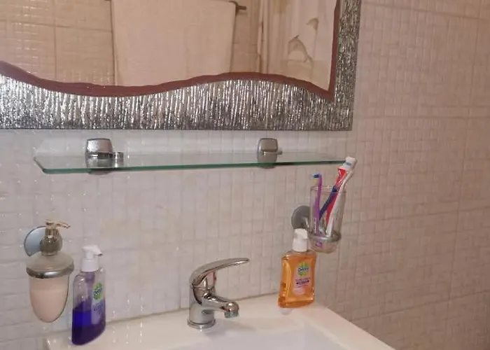 Markou Mpotsari 19 & Hras, Perigiali , Korinthias Апартаменты Corinth